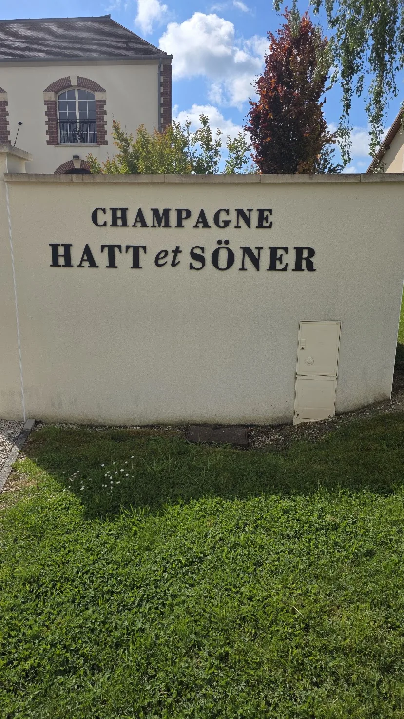 Entrén till Champagne HATT et SÖNER